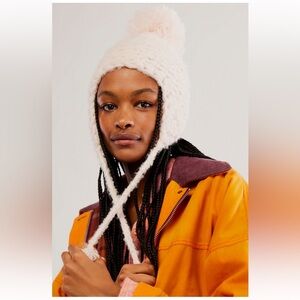 Free People Swiss Miss Pom Trapper Hat NWOT